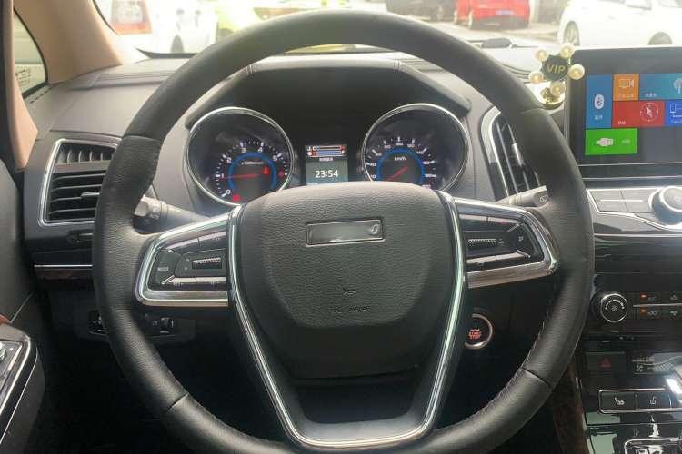 Used Lifan Auto Xuanlang 2017 1.5T Automatic Comfort Model Steering Wheel