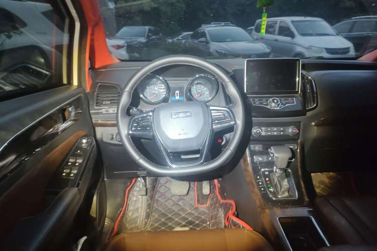 Used Lifan Auto Xuanlang 2017 1.5T Automatic Comfort Model Steering Wheel