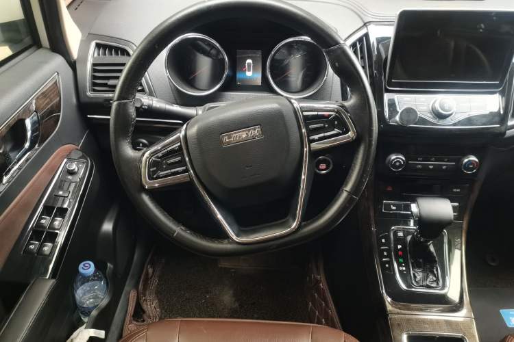 Used Lifan Auto Xuanlang 2017 1.5T Automatic Comfort Model Steering Wheel