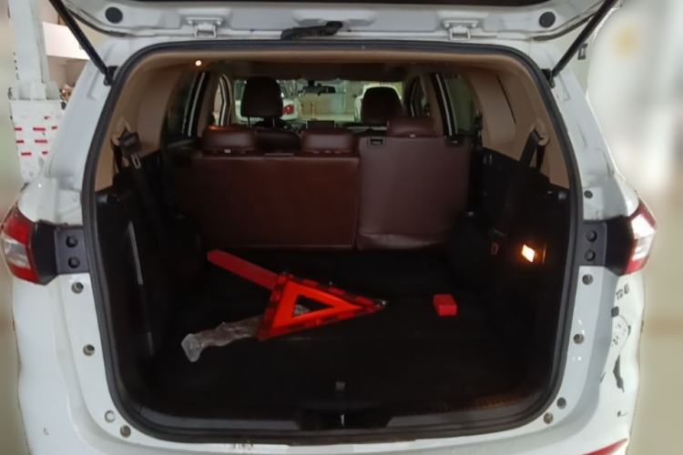 Used Lifan Auto Xuanlang 2017 1.8L Manual Comfort Model Trunk