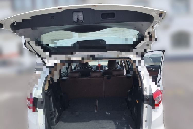 Used Lifan Auto Xuanlang 2017 1.5T Automatic Comfort Model Trunk