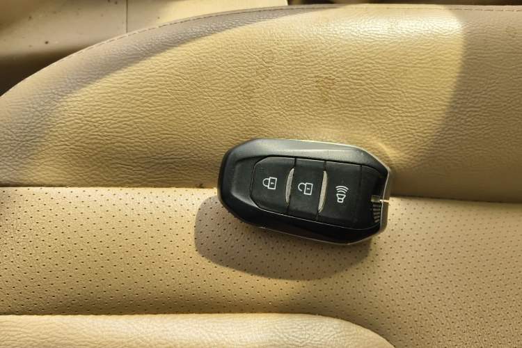 Used Lifan Auto Xuanlang 2017 1.8L Manual Comfort Model Vehicle Key
