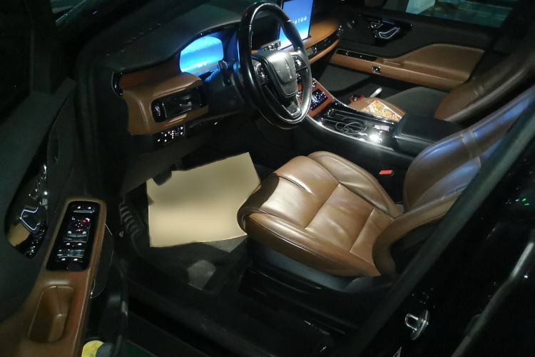 Used Lincoln Aviator 2020 3.0T V6 Four-Wheel Drive Zunya Edition Interior 3