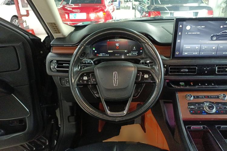 Used Lincoln Aviator 2020 3.0T V6 Four-Wheel Drive Premium Edition Steering Wheel