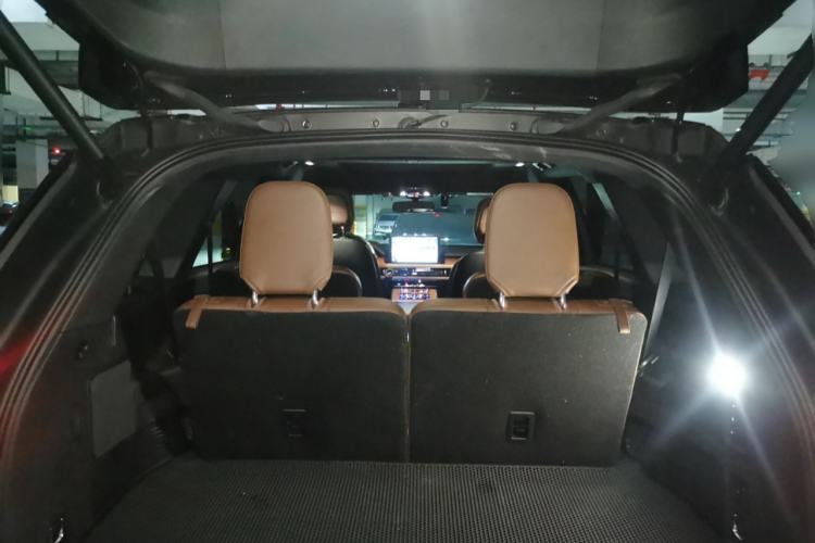 Used Lincoln Aviator 2020 3.0T V6 Four-Wheel Drive Zunya Edition Trunk