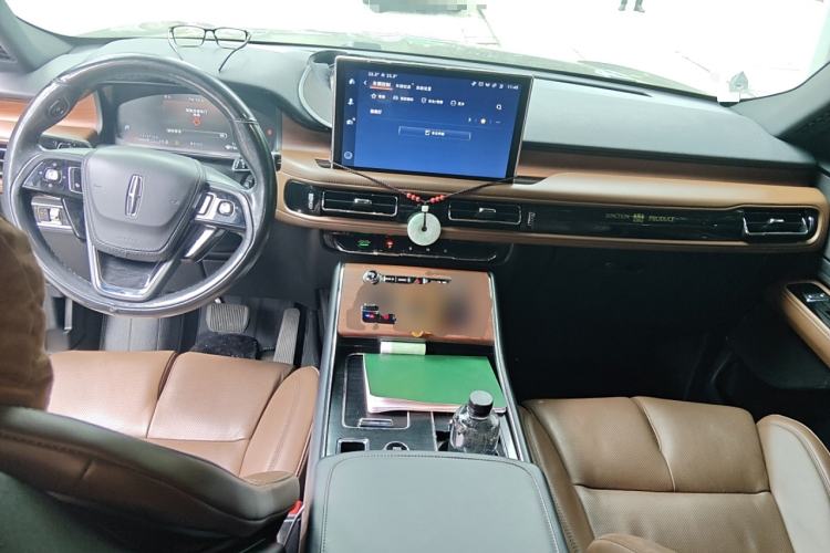 Used Lincoln Aviator 2020 3.0T V6 Four-Wheel Drive Zunya Edition Center Console