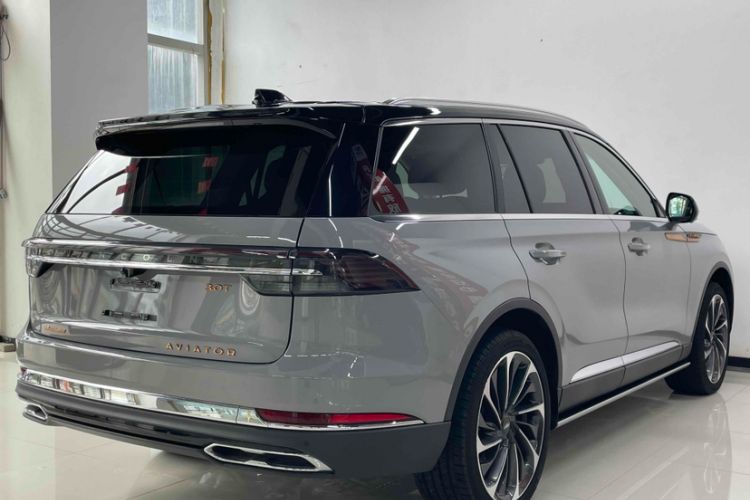 Used Lincoln Aviator 2024 3.0T V6 All-Wheel-Drive Luxury Edition Six Seats Exterior 4