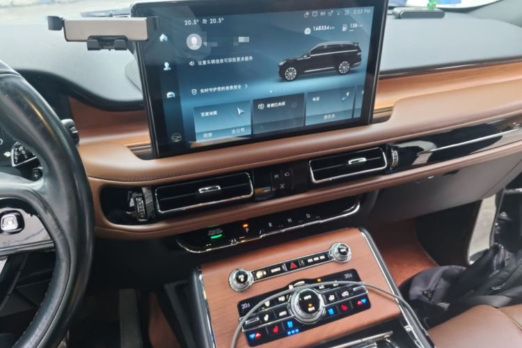 Used Lincoln Aviator 2020 3.0T V6 All-Wheel Drive Executive Version Audio And AC Panel