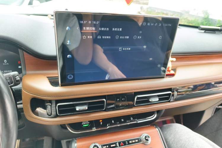 Used Lincoln Aviator 2020 3.0T V6 All-Wheel Drive Executive Version Audio And AC Panel