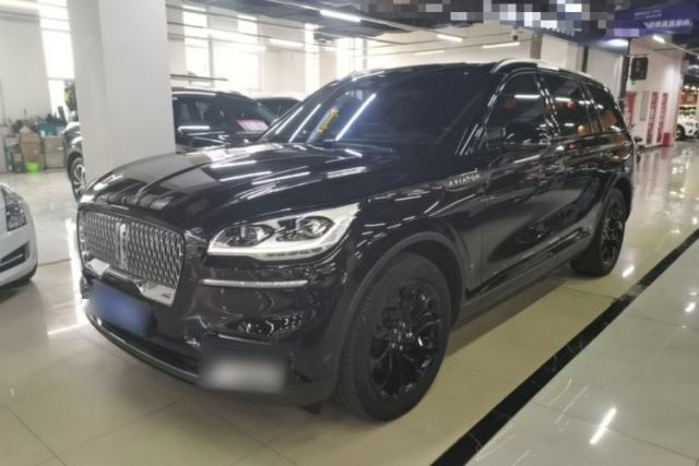 Ojetý Lincoln Aviator 2020 3.0T V6 All-Wheel Drive Executive Version