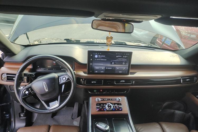 Used Lincoln Aviator 2020 3.0T V6 Four-Wheel Drive Zunya Edition Center Console