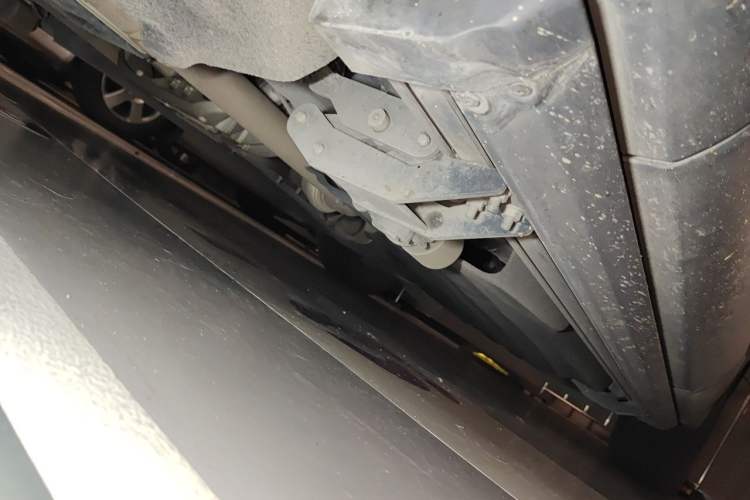 Used Lincoln Aviator 2020 3.0T V6 All-Wheel Drive Executive Version Chassis Front Left