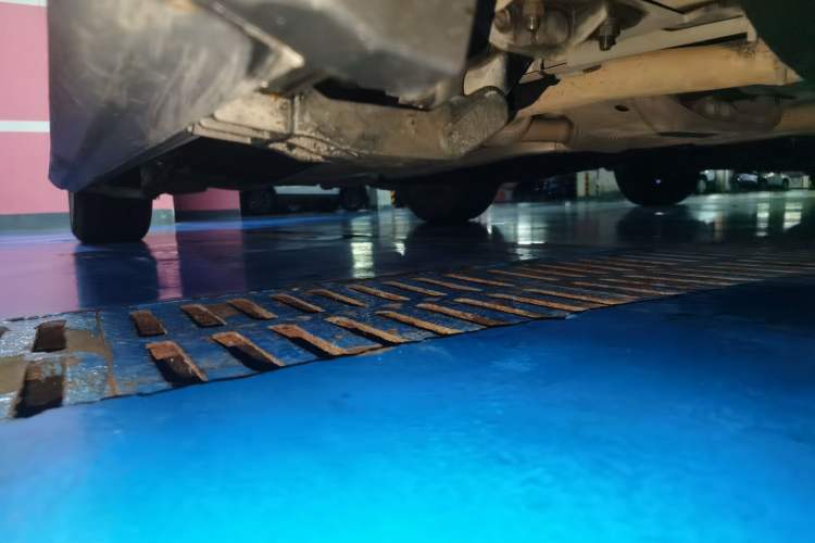 Used Lincoln Aviator 2020 3.0T V6 Four-Wheel Drive Premium Edition Chassis Front Right