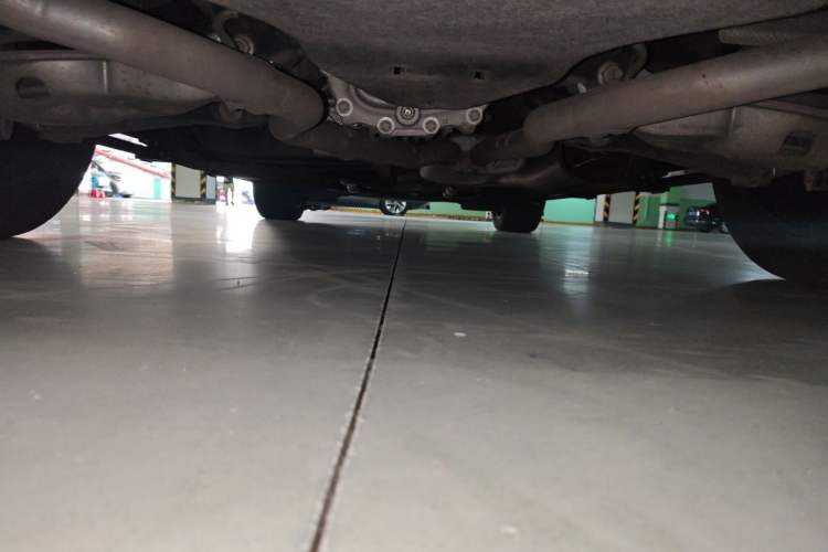 Used Lincoln Aviator 2020 3.0T V6 All-Wheel-Drive Premium Edition Chassis Rear