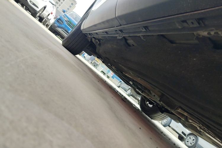 Used Lincoln Aviator 2020 3.0T V6 All-Wheel-Drive Premium Edition Chassis Rear Left