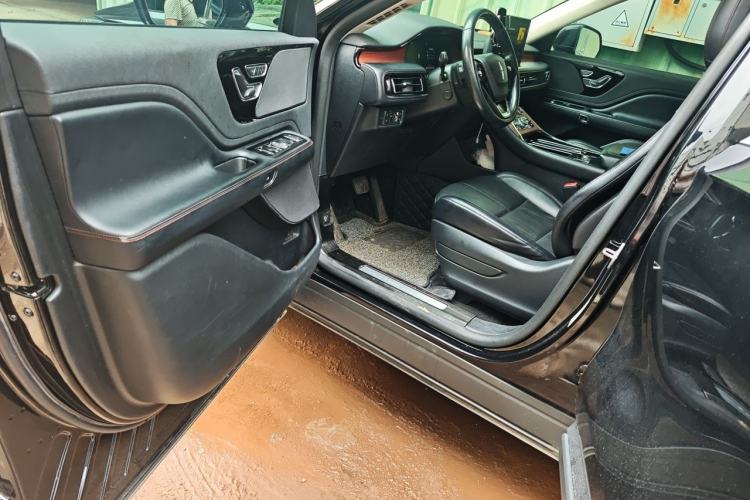 Used Lincoln Aviator 2020 3.0T V6 Four-Wheel Drive Premium Edition Driver Seat