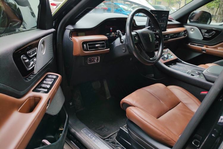 Used Lincoln Aviator 2020 3.0T V6 All-Wheel Drive Executive Version Driver Seat
