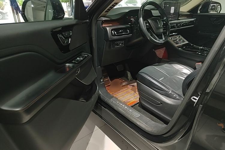Used Lincoln Aviator 2020 3.0T V6 Four-Wheel Drive Premium Edition Driver Seat