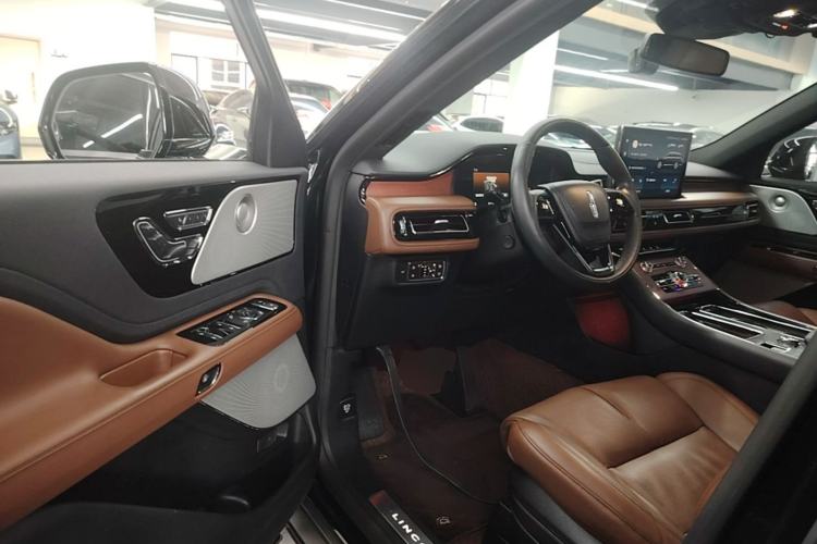 Used Lincoln Aviator 2020 3.0T V6 All-Wheel Drive Executive Version Driver Seat