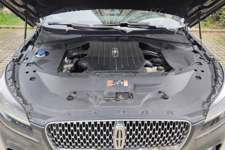 Used Lincoln Aviator 2020 3.0T V6 Four-Wheel Drive Premium Edition Engine Bay