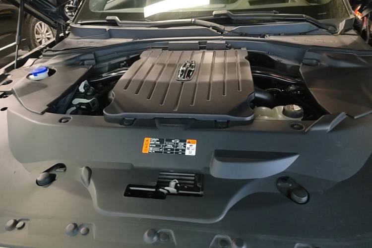 Used Lincoln Aviator 2020 3.0T V6 All-Wheel Drive Executive Version Engine Bay