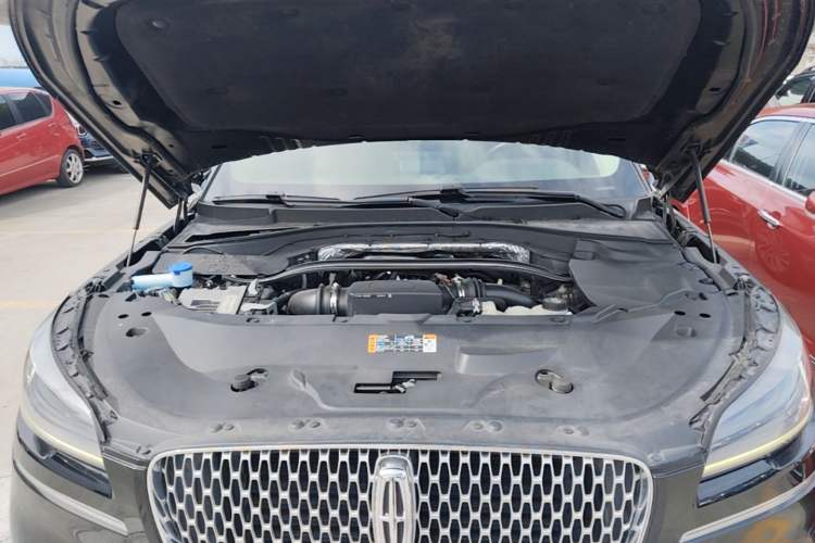 Used Lincoln Aviator 2020 3.0T V6 All-Wheel-Drive Premium Edition Engine Bay
