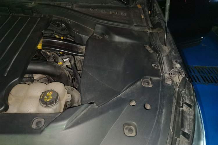Used Lincoln Aviator 2020 3.0T V6 Four-Wheel Drive Premium Edition Engine Bay Left