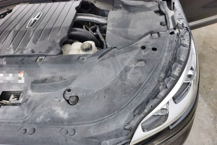 Used Lincoln Aviator 2020 3.0T V6 All-Wheel Drive Executive Version Engine Bay Left