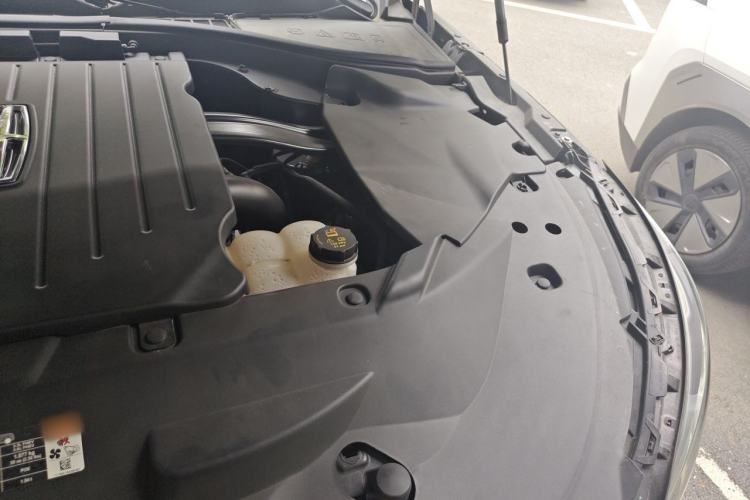 Used Lincoln Aviator 2020 3.0T V6 Four-Wheel Drive Premium Edition Engine Bay Left