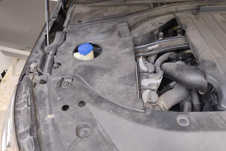 Used Lincoln Aviator 2020 3.0T V6 All-Wheel Drive Executive Version Engine Bay Right