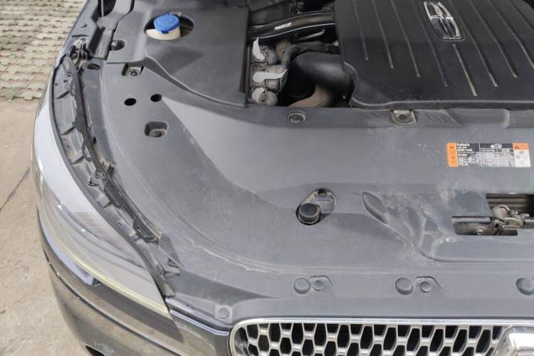 Used Lincoln Aviator 2020 3.0T V6 Four-Wheel Drive Premium Edition Engine Bay Right