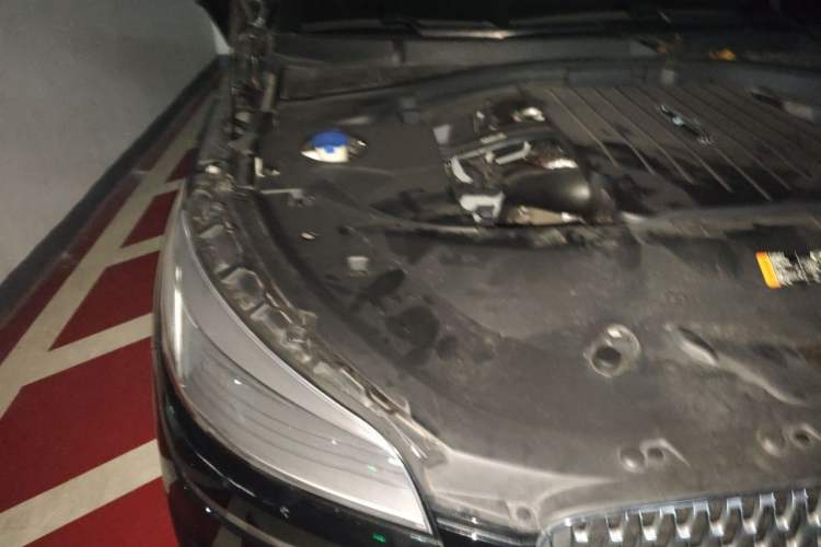 Used Lincoln Aviator 2020 3.0T V6 Four-Wheel Drive Zunya Edition Engine Bay Right