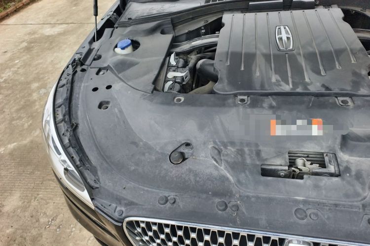 Used Lincoln Aviator 2020 3.0T V6 All-Wheel Drive Executive Version Engine Bay Right