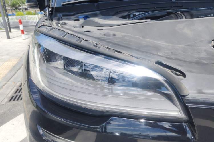 Used Lincoln Aviator 2020 3.0T V6 All-Wheel-Drive Luxury Edition Engine Bay Right