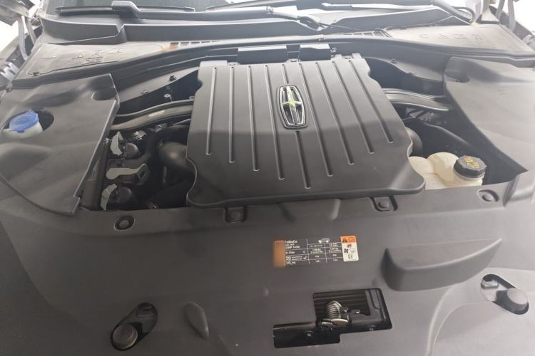 Used Lincoln Aviator 2020 3.0T V6 Four-Wheel Drive Premium Edition Engine Bay