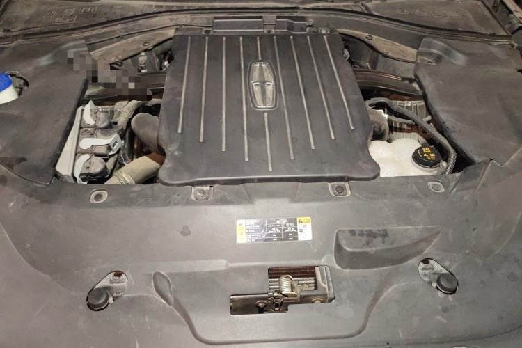 Used Lincoln Aviator 2020 3.0T V6 All-Wheel Drive Executive Version Engine Bay