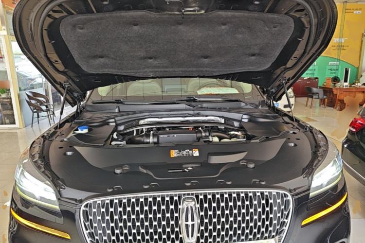 Used Lincoln Aviator 2020 3.0T V6 All-Wheel-Drive Premium Edition Engine Bay