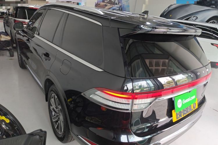 Used Lincoln Aviator 2020 3.0T V6 All-Wheel-Drive Premium Edition Exterior 2