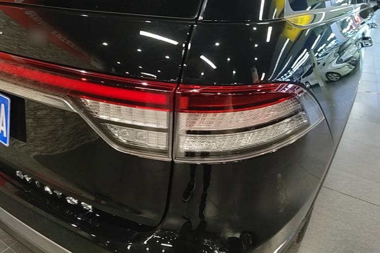 Used Lincoln Aviator 2020 3.0T V6 All-Wheel Drive Executive Version Exterior 3