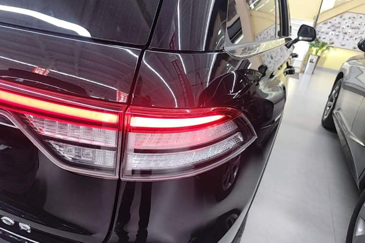 Used Lincoln Aviator 2020 3.0T V6 Four-Wheel Drive Zunya Edition Exterior 3