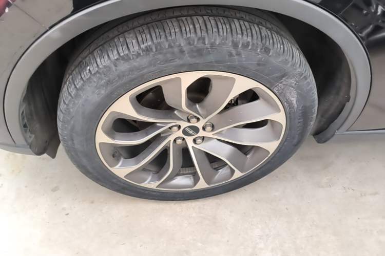 Used Lincoln Aviator 2020 3.0T V6 All-Wheel Drive Executive Version Exterior 4