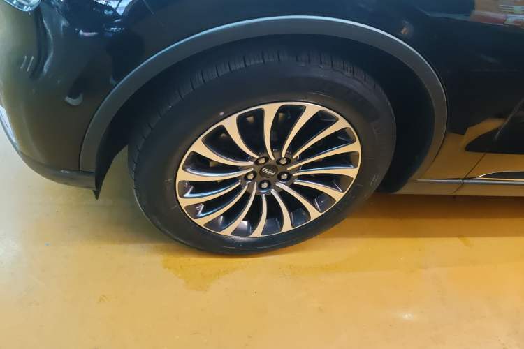 Used Lincoln Aviator 2020 3.0T V6 Four-Wheel Drive Zunya Edition Exterior 4