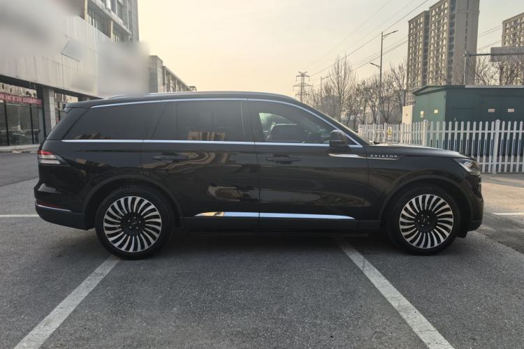 Used Lincoln Aviator 2020 3.0T V6 Four-Wheel Drive Premium Edition Exterior 4