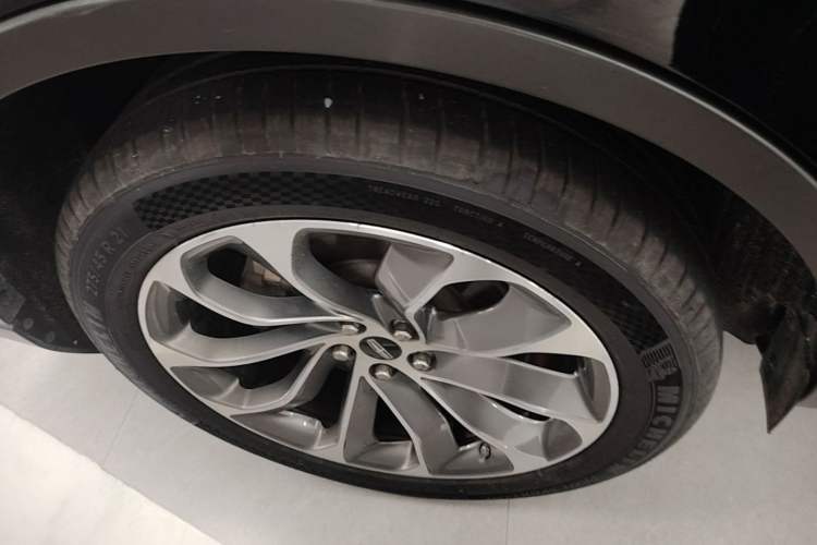Used Lincoln Aviator 2020 3.0T V6 All-Wheel Drive Executive Version Exterior 5