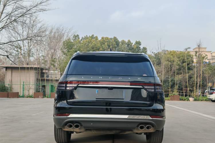 Used Lincoln Aviator 2020 3.0T V6 All-Wheel-Drive Luxury Edition Exterior 5