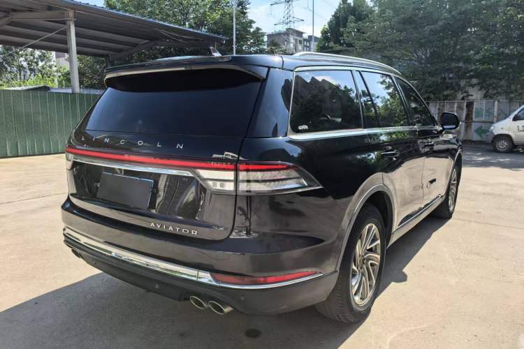 Used Lincoln Aviator 2020 3.0T V6 Four-Wheel Drive Premium Edition Exterior 7