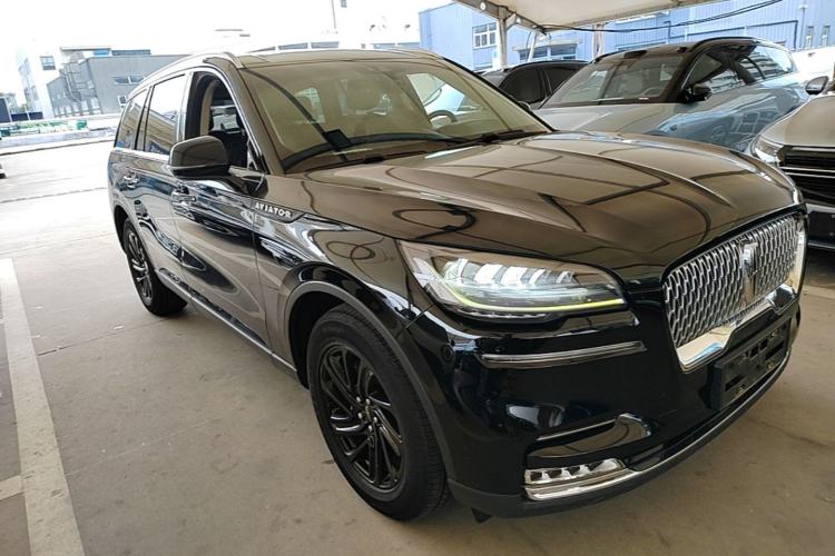 Used Lincoln Aviator 2020 3.0T V6 Four-Wheel Drive Premium Edition Front Right 45 Deg