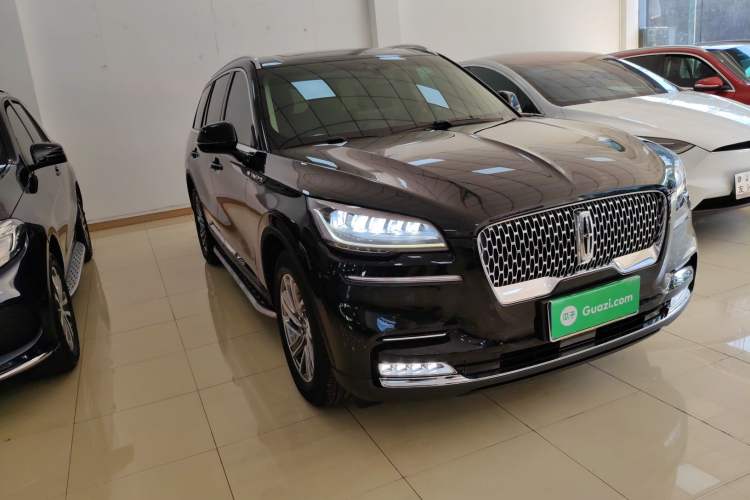 Used Lincoln Aviator 2020 3.0T V6 Four-Wheel Drive Premium Edition Front Right 45 Deg
