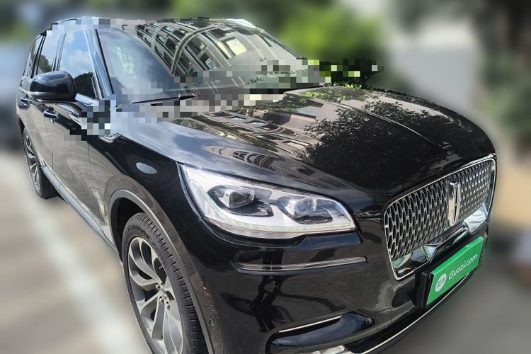 Used Lincoln Aviator 2020 3.0T V6 All-Wheel Drive Executive Version Front Right 45 Deg