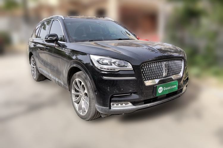 Used Lincoln Aviator 2020 3.0T V6 All-Wheel Drive Executive Version Front Right 45 Deg